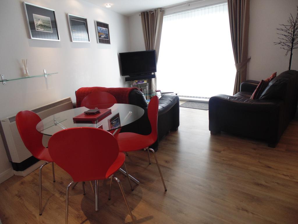 Awel Y Mor Apartment Llanelli Ngoại thất bức ảnh