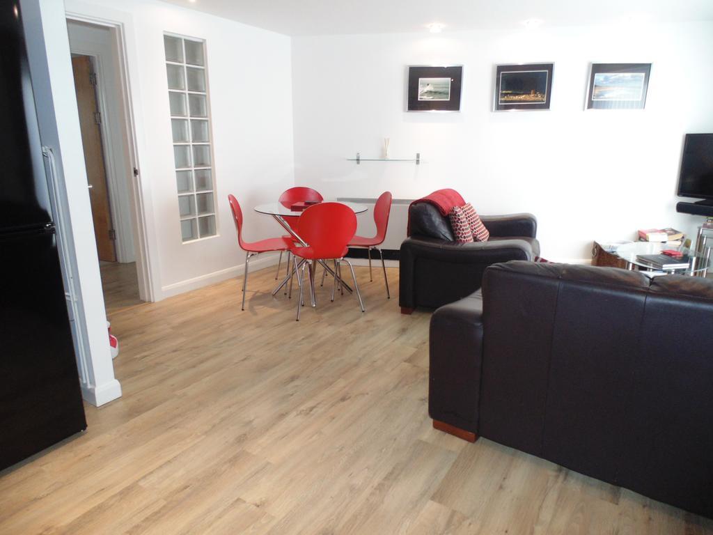Awel Y Mor Apartment Llanelli Ngoại thất bức ảnh
